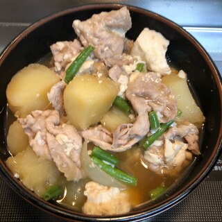 ゴロッとジャガイモ入り♪蜂蜜でヘルシー肉豆腐^_^